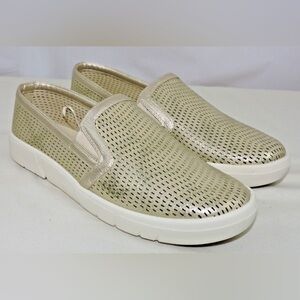 Baretraps Bonaire Women’s Slip-On Loafers Sneakers Gold Metallic Perforated 9.5